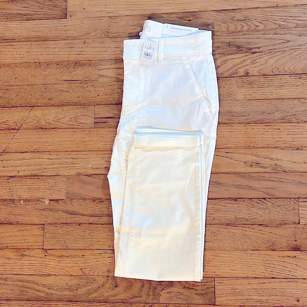 Ann Taylor LOFT White Girlfriend Crop Pants